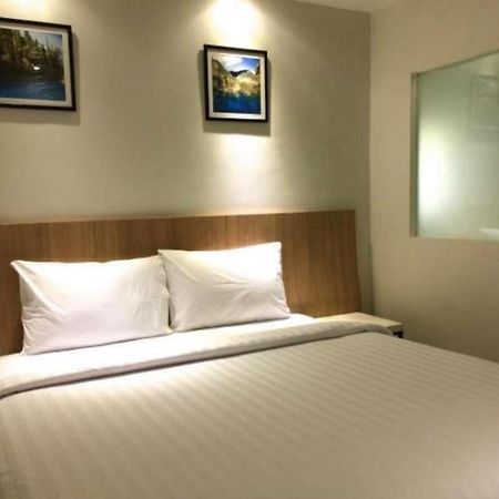 Hart Hotel Arjuna Mataram Exterior foto